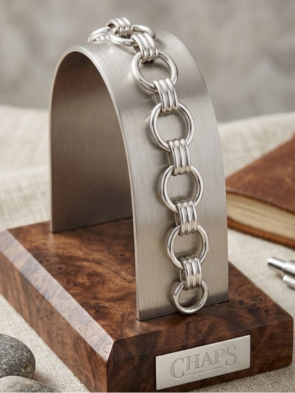 Chaps Silver Tone Toggle Bracelet 7-1/2” 1628